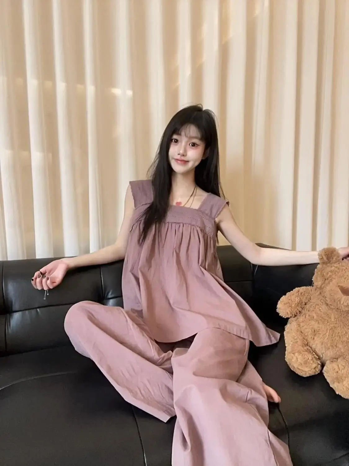 Корейские однотонные пижамные комплекты, женские брюки на подтяжках, новинка 2025 года, домашняя одежда, комплект из 2 предметов, женская одежда, пижамы для девочек, пижамы
Корейские однотонные пижамные комплекты, женские брюки на подтяжках, новинка 2025 года, домашняя одежда, комплект из 2 предметов, женская одежда, пижамы для девочек, пижамы