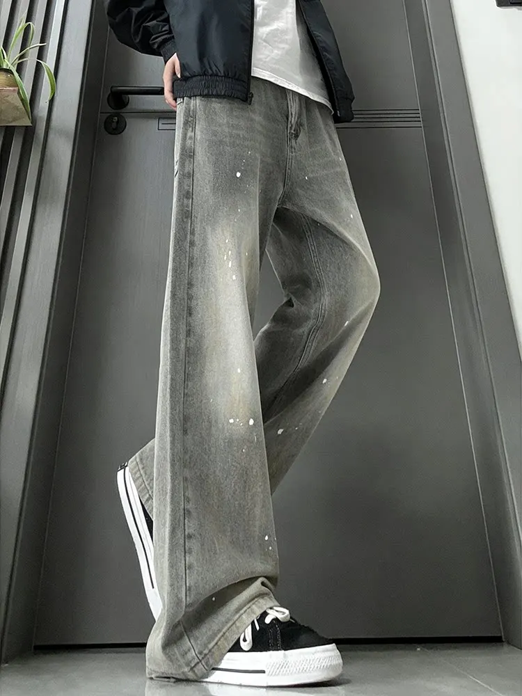 Cleanfit Men's Smoke Grey Splatter Denim Jeans American High Street Vibe Straight Leg Pants Knife Flared Long Trousers
Cleanfit Men's Smoke Grey Splatter Denim Jeans American High Street Vibe Straight Leg Pants Knife Flared Long Trousers