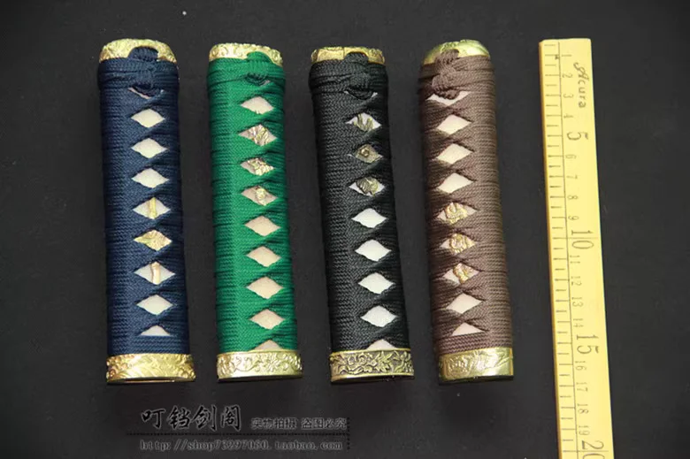 Высококачественная медная фурнитура Katana Tsuka Real Rayskin длиной 15 см, шнур из шелка и хлопка, аксессуары для японского меча
Высококачественная медная фурнитура Katana Tsuka Real Rayskin длиной 15 см, шнур из шелка и хлопка, аксессуары для японского меча