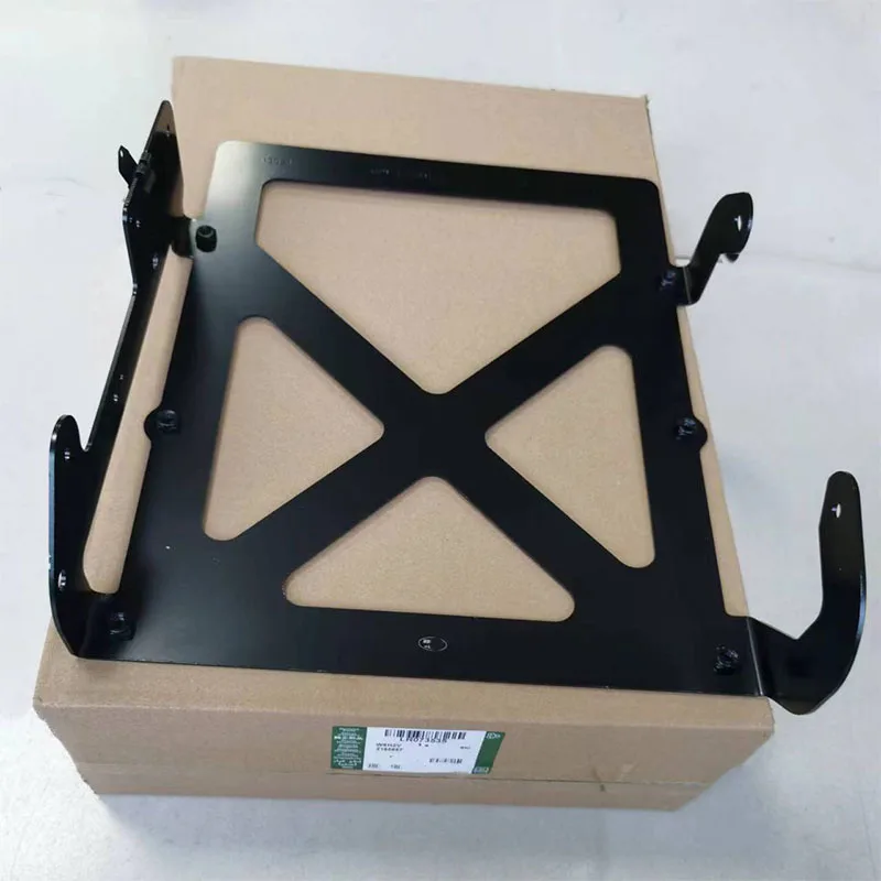 Transmission oil pan bracket for Range Rover Discovery 4/5 LR073535 LR072632 LR053742
Transmission oil pan bracket for Range Rover Discovery 4/5 LR073535 LR072632 LR053742