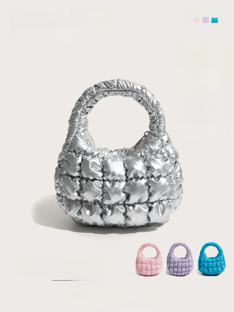 Silver Quilted Cloud Handbag Orange Girl Jin Zhini Folded Puff Ball Bag Soft Nylon Youth Fashion Korean Style Tote Bag
Silver Quilted Cloud Handbag Orange Girl Jin Zhini Folded Puff Ball Bag Soft Nylon Youth Fashion Korean Style Tote Bag