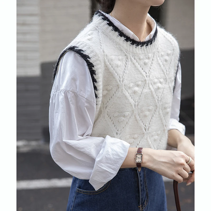 Retro Splicing Knitted Vest Women's Cashmere Sweater Design Sensation Spring Autumn Season Color Block Low round Neck
Retro Splicing Knitted Vest Women's Cashmere Sweater Design Sensation Spring Autumn Season Color Block Low round Neck