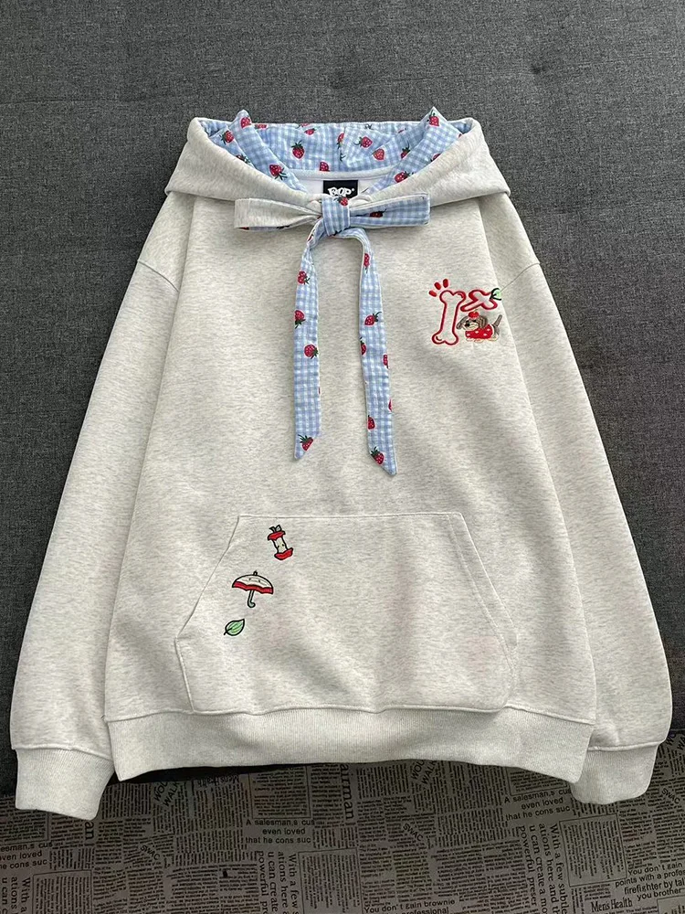 Cute Strawberry Sweet Sweatshirts Women Loose Bow Kawaii Preppy Style Pullover Japan Casual Long Sleeve Spring Embroidery Tops
Cute Strawberry Sweet Sweatshirts Women Loose Bow Kawaii Preppy Style Pullover Japan Casual Long Sleeve Spring Embroidery Tops