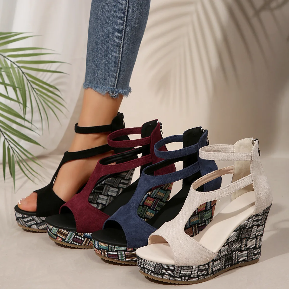 Women's High-Heeled Fish Mouth Sandals Thick Sole Sloping Heel Straight Buckle Linen Bottom Fashionable Comfortable Footwear
Women's High-Heeled Fish Mouth Sandals Thick Sole Sloping Heel Straight Buckle Linen Bottom Fashionable Comfortable Footwear