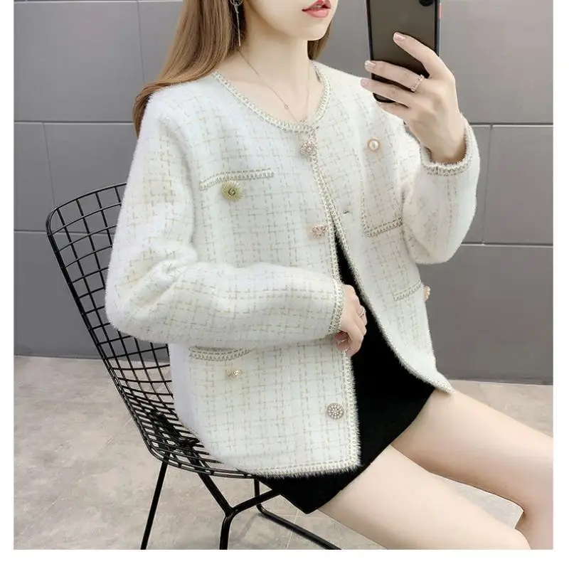Women Autumn Winter Korean Casual Button Solid Color Coat Women Clothing Temperament A Celebrity Loose O-neck Cardigan Top Tee
Women Autumn Winter Korean Casual Button Solid Color Coat Women Clothing Temperament A Celebrity Loose O-neck Cardigan Top Tee