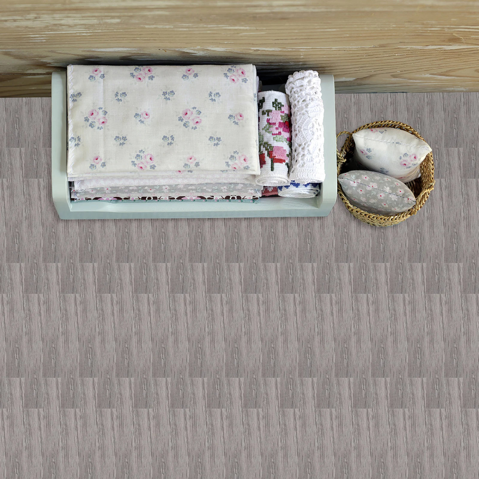 40pcs Dollhouse Flooring 1:12 Scale Realistic Wood Grain Floorboards Self-Adhesive Miniature For Diy Dollhouse Decor Craft
40pcs Dollhouse Flooring 1:12 Scale Realistic Wood Grain Floorboards Self-Adhesive Miniature For Diy Dollhouse Decor Craft