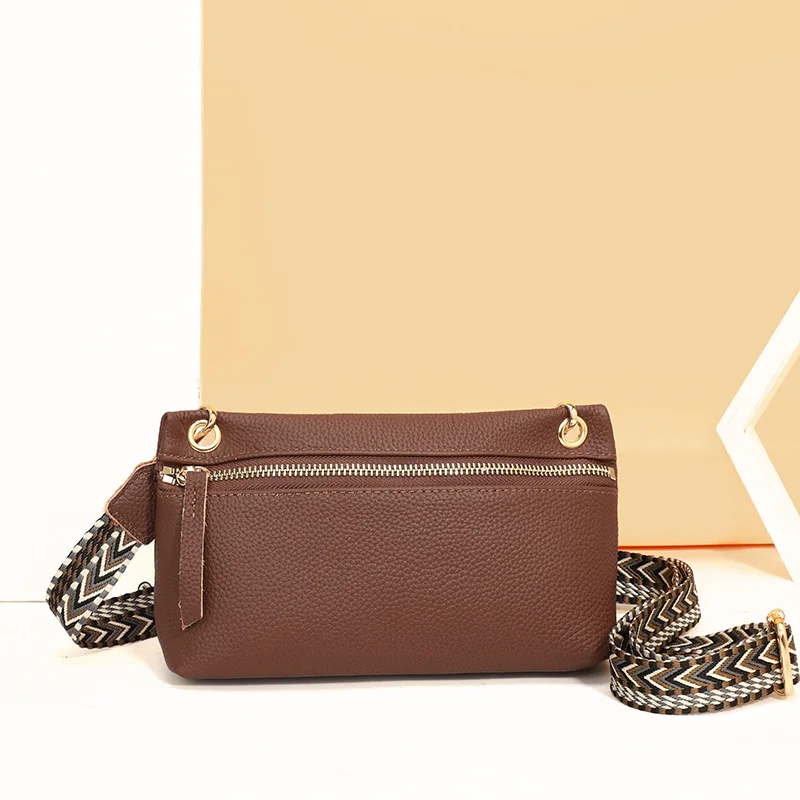 Genuine Leather Trend Shoulder Clutch Bag Women Cowhide Luxury Crossbody Designer Tote Handbag Girl Lipstick Key Phone Pouch Sac 
Genuine Leather Trend Shoulder Clutch Bag Women Cowhide Luxury Crossbody Designer Tote Handbag Girl Lipstick Key Phone Pouch Sac