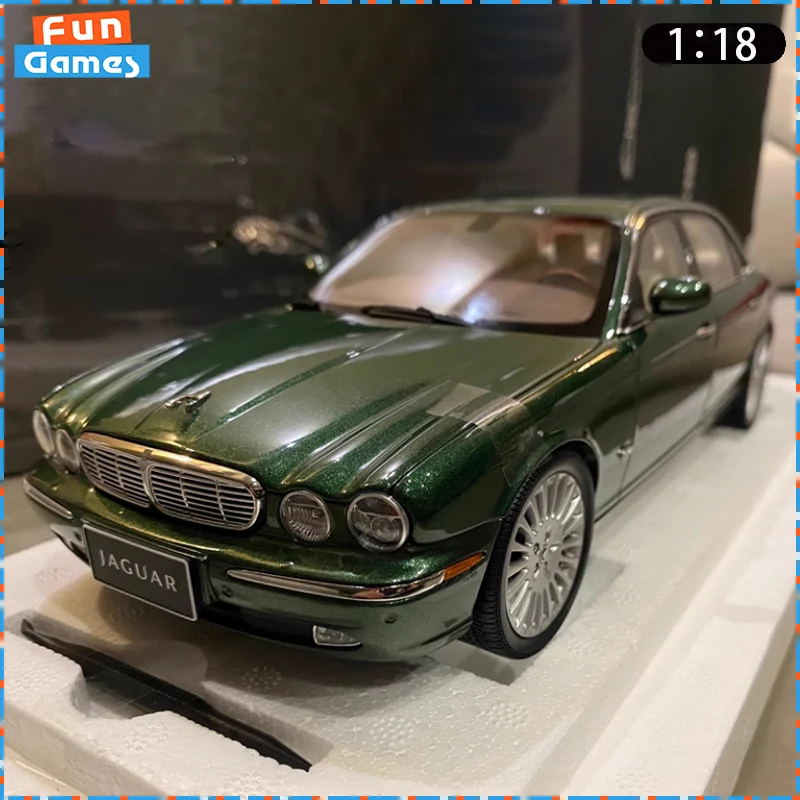 1/18 Almost Real Car Model Jaguar XJ6 X350 Car Ar Alloy Model Car Green Simulation Display Car Model Boy Custom Toy Gifts
1/18 Almost Real Car Model Jaguar XJ6 X350 Car Ar Alloy Model Car Green Simulation Display Car Model Boy Custom Toy Gifts