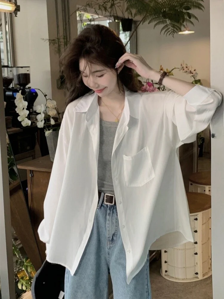 Women's Summer Lightweight Loose Fit Sun Protection Shirt Chiffon Outerwear Cardigan Style Long Sleeve Collar Breathable
Women's Summer Lightweight Loose Fit Sun Protection Shirt Chiffon Outerwear Cardigan Style Long Sleeve Collar Breathable