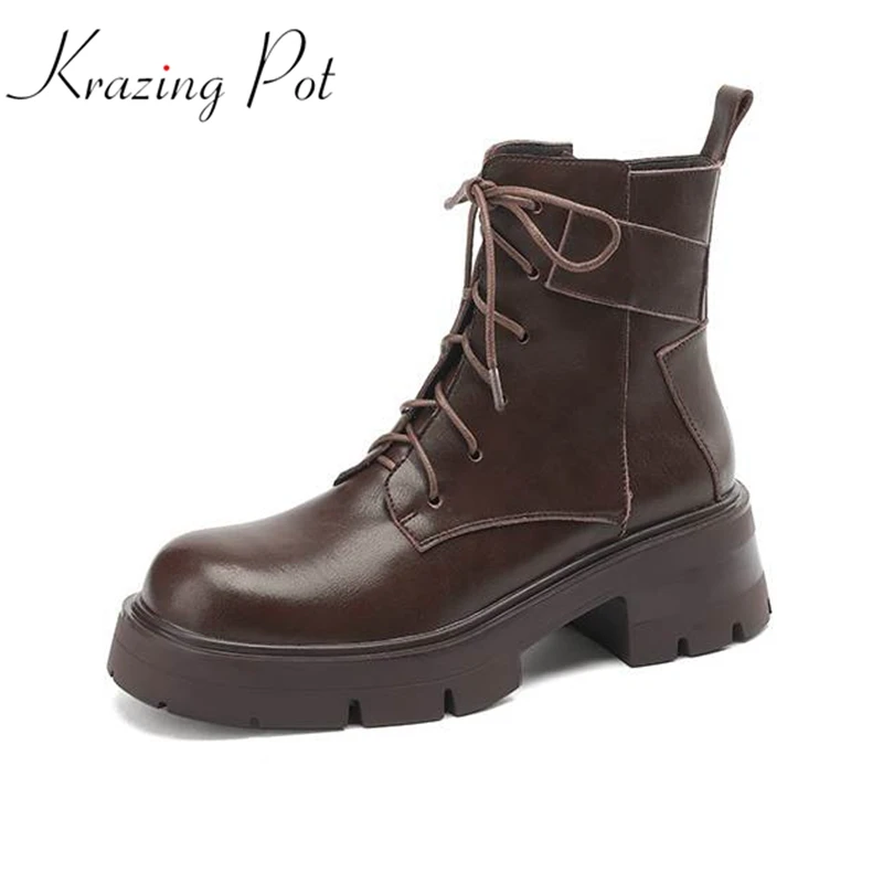 Krazing Pot Cow Leather Round Toe Thick High Heels Winter Warm Fashion Boots Casual Punk Style Lace Up Fashion Ins Ankle Boots
Krazing Pot Cow Leather Round Toe Thick High Heels Winter Warm Fashion Boots Casual Punk Style Lace Up Fashion Ins Ankle Boots