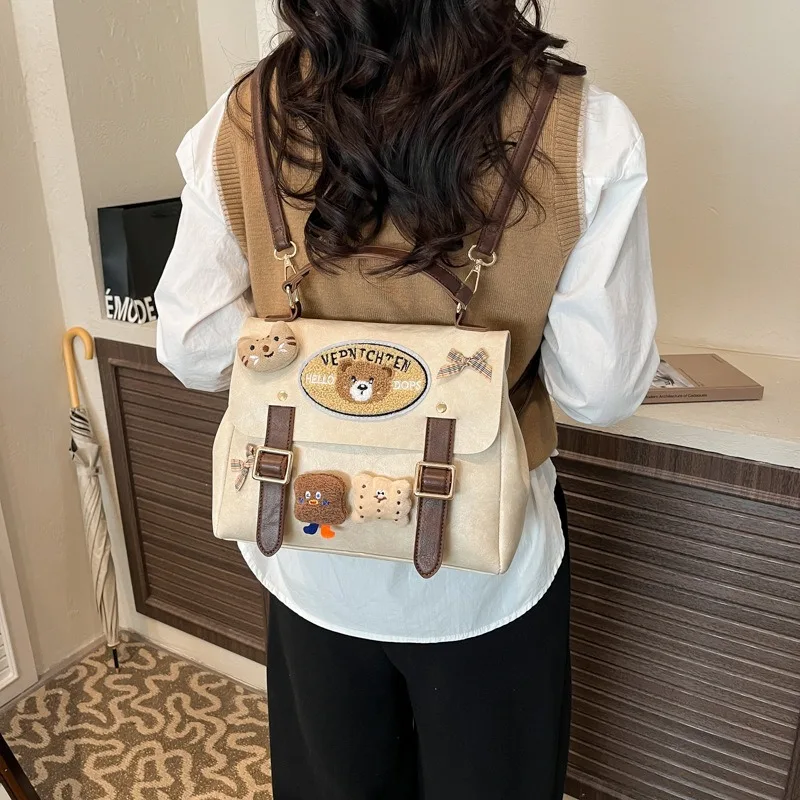 Fashion High-end Design Retro Shoulder Bag 2026 New Cute Letters Bear Leisure Bag Cartoon Bag
Fashion High-end Design Retro Shoulder Bag 2026 New Cute Letters Bear Leisure Bag Cartoon Bag