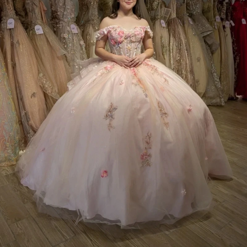 Pink Shiny Quinceanera Dresses Ball Gown Off The Shoulder Applique Flower Beading Crystal Tull Sweet 16 Dress Vestidos 15 De
Pink Shiny Quinceanera Dresses Ball Gown Off The Shoulder Applique Flower Beading Crystal Tull Sweet 16 Dress Vestidos 15 De