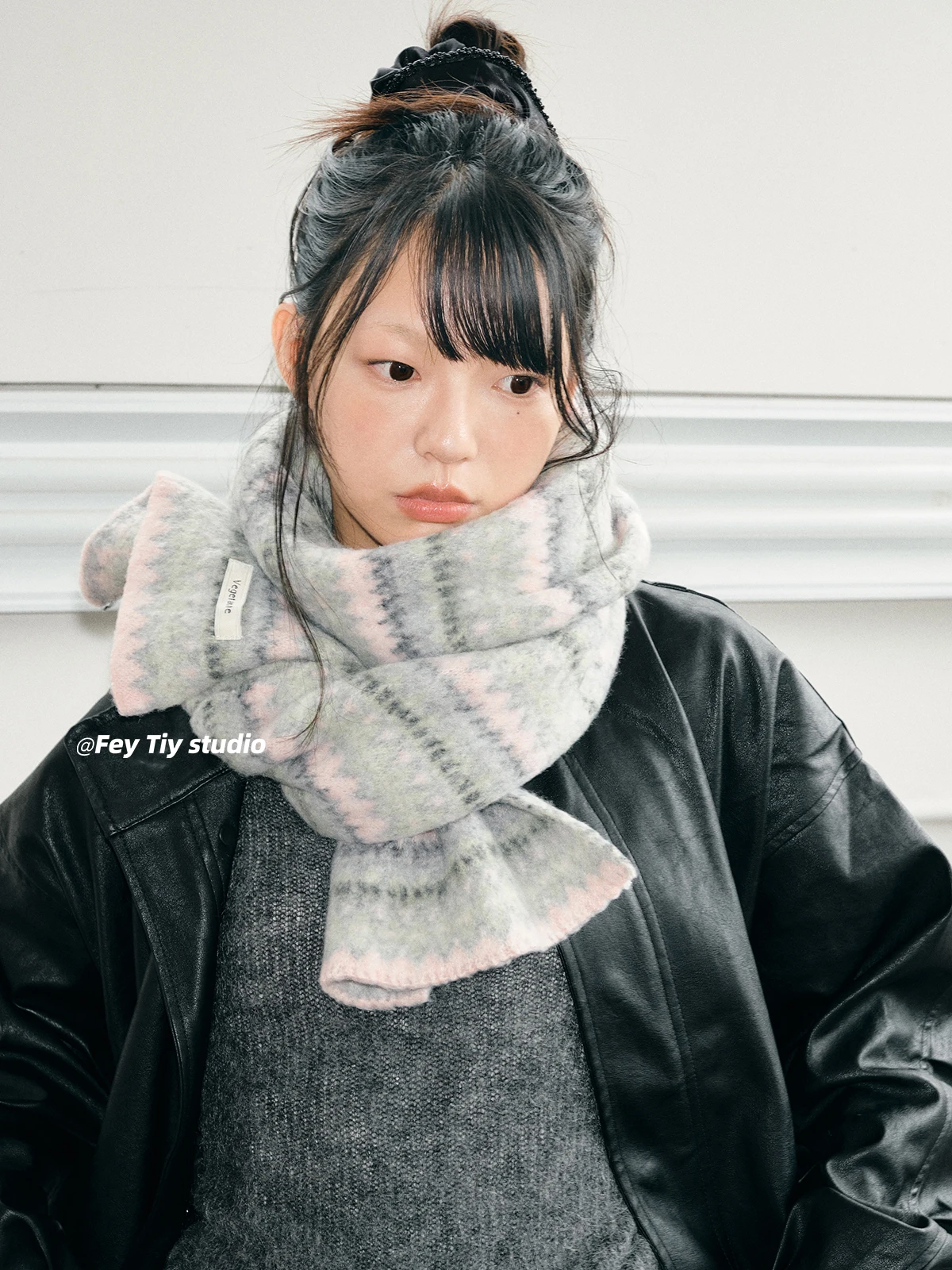 Japanese Geometric Knitted Soft Fair Island Style Scarf for Women's 2025 Autumn and Winter New Imitation Cashmere Warm Scarf
Japanese Geometric Knitted Soft Fair Island Style Scarf for Women's 2025 Autumn and Winter New Imitation Cashmere Warm Scarf