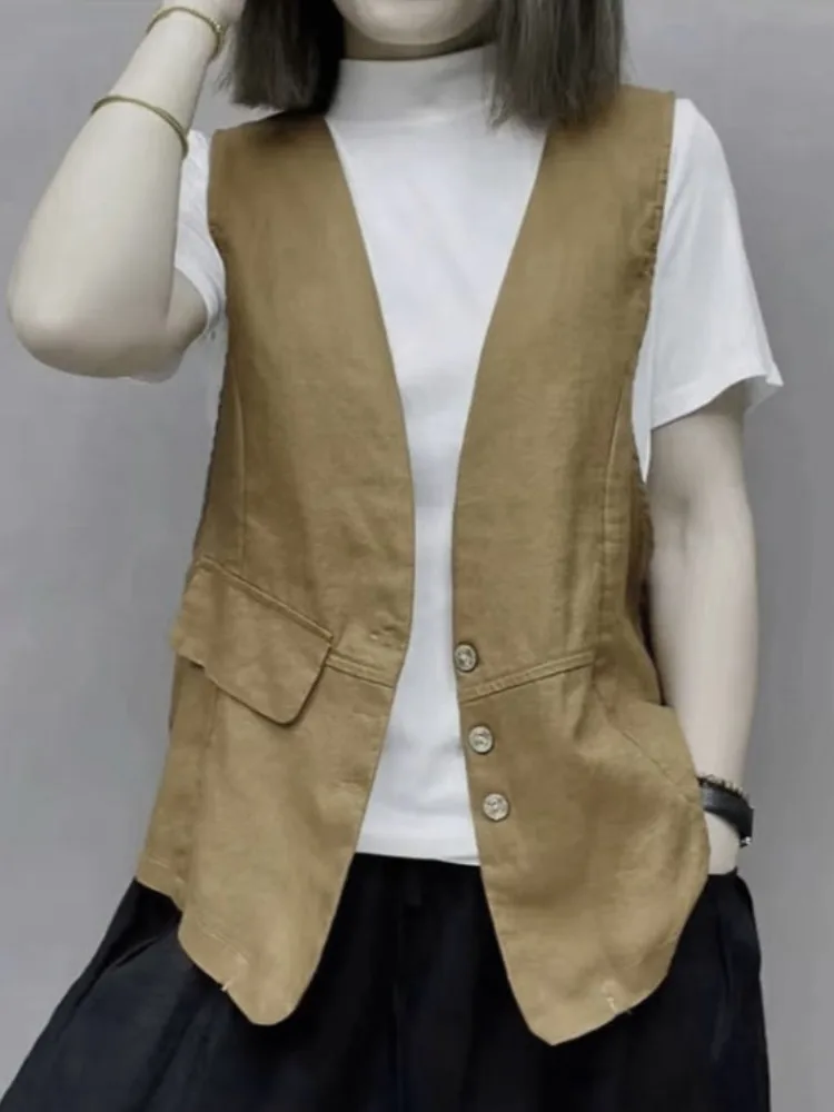 Retro Linen Vest Women's Summer Color V-neck Loose Sleeveless Cotton Linen Shoulder Pad Top Thin Button Pocket Design
Retro Linen Vest Women's Summer Color V-neck Loose Sleeveless Cotton Linen Shoulder Pad Top Thin Button Pocket Design