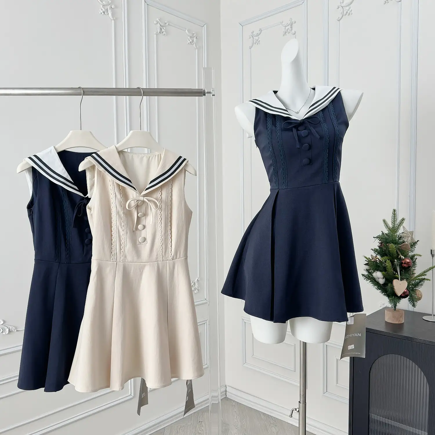 Preppy Style Sailor Collar Dress for Women's Summer Black Ruffled Sleeveless Slim Fit A-line Short Dress Fashion Female Clothes
Preppy Style Sailor Collar Dress for Women's Summer Black Ruffled Sleeveless Slim Fit A-line Short Dress Fashion Female Clothes