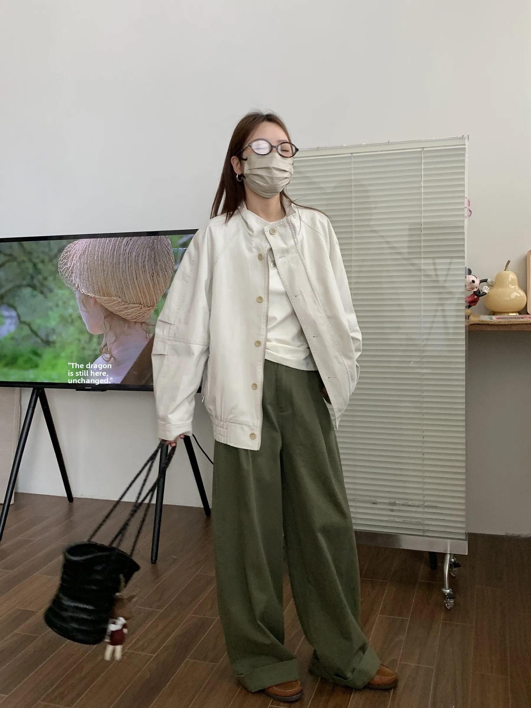 Женская хлопковая куртка NIZONDAYS: новая модель для весны и осени, свободный крой, на молнии, для повседневной носки
Женская хлопковая куртка NIZONDAYS: новая модель для весны и осени, свободный крой, на молнии, для повседневной носки