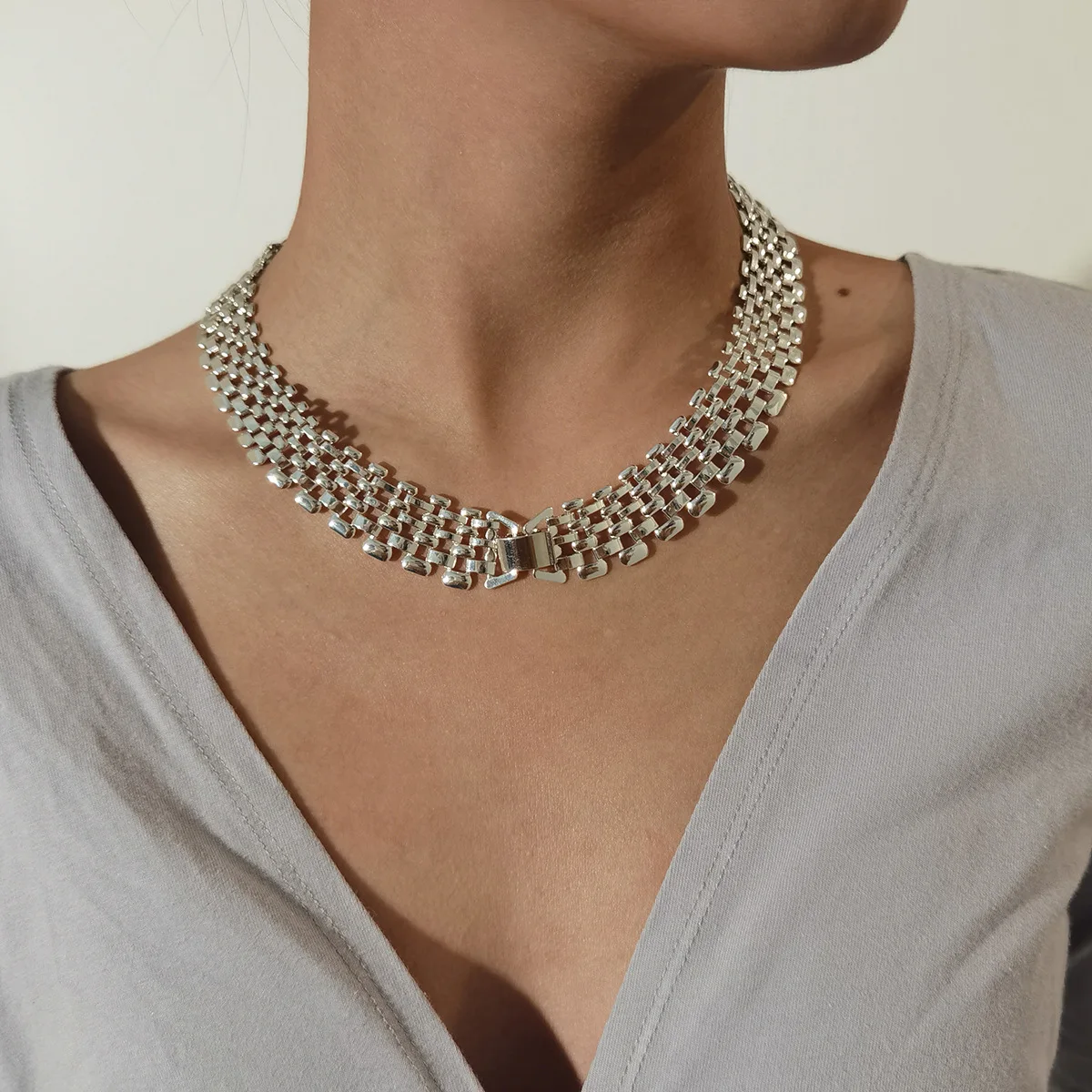 Necklace Vintage Openwork Square Chunky Chain Handmade Geometric Mixed Links Silver Plated Daily Wear Jewelry for Women
Necklace Vintage Openwork Square Chunky Chain Handmade Geometric Mixed Links Silver Plated Daily Wear Jewelry for Women