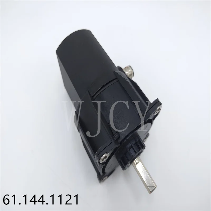 Высококачественный двигатель SM52 SM74 SM102 CD102, детали машины, серводвигатель 61.144.1121, двигатель офсетной печатной машины, подходит 
Высококачественный двигатель SM52 SM74 SM102 CD102, детали машины, серводвигатель 61.144.1121, двигатель офсетной печатной машины, подходит