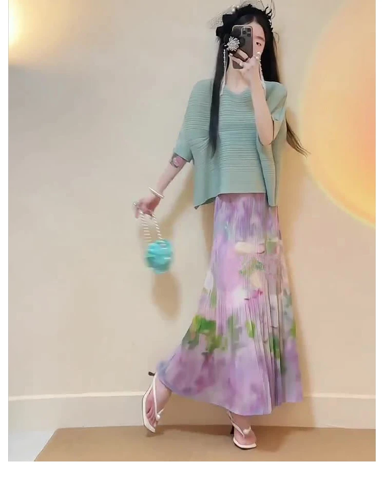 Wrinkle Print Elastic Mid-Length Casual Maxi Skirt for Spring & Summer, Beach Vacation, Travel, Leisure, Floral Pattern
Wrinkle Print Elastic Mid-Length Casual Maxi Skirt for Spring & Summer, Beach Vacation, Travel, Leisure, Floral Pattern