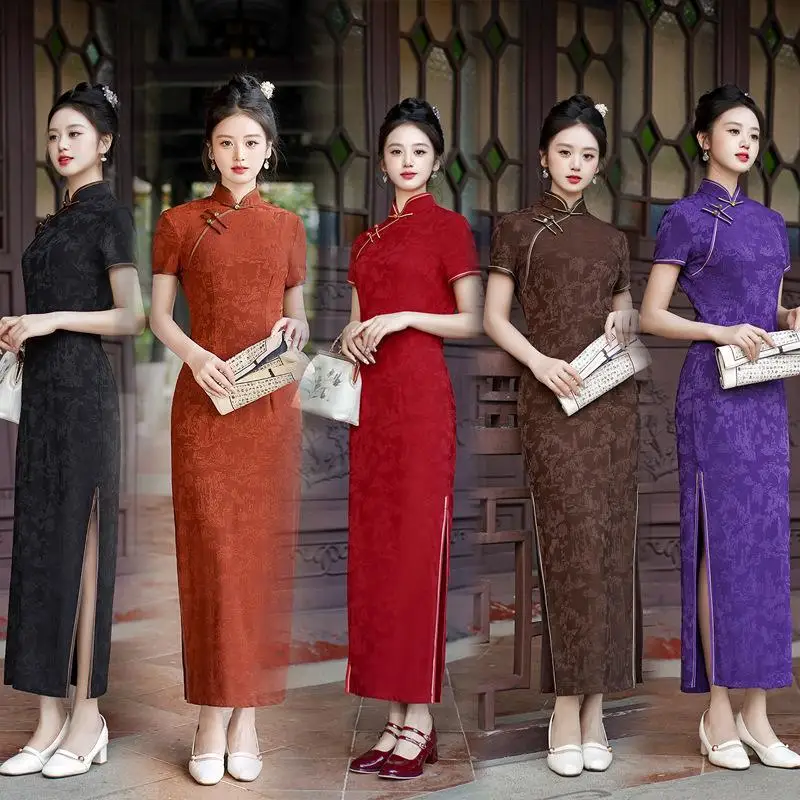 Elegant Lady Long Qipao Big Size 3XL 4XL Chinese Traditional Dress Sexy Slim Jacquard Cheongsam Vintgae Evening Vestidos Gown
Elegant Lady Long Qipao Big Size 3XL 4XL Chinese Traditional Dress Sexy Slim Jacquard Cheongsam Vintgae Evening Vestidos Gown