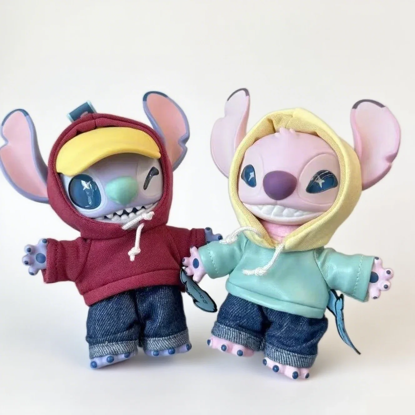 НОВЫЙ Disney Stitch Gen Z уличная серия виниловая слепая коробка шарнирная подвижная модель стежка рюкзак кулон подарок на день рождения и Рождество
НОВЫЙ Disney Stitch Gen Z уличная серия виниловая слепая коробка шарнирная подвижная модель стежка рюкзак кулон подарок на день рождения и Рождество