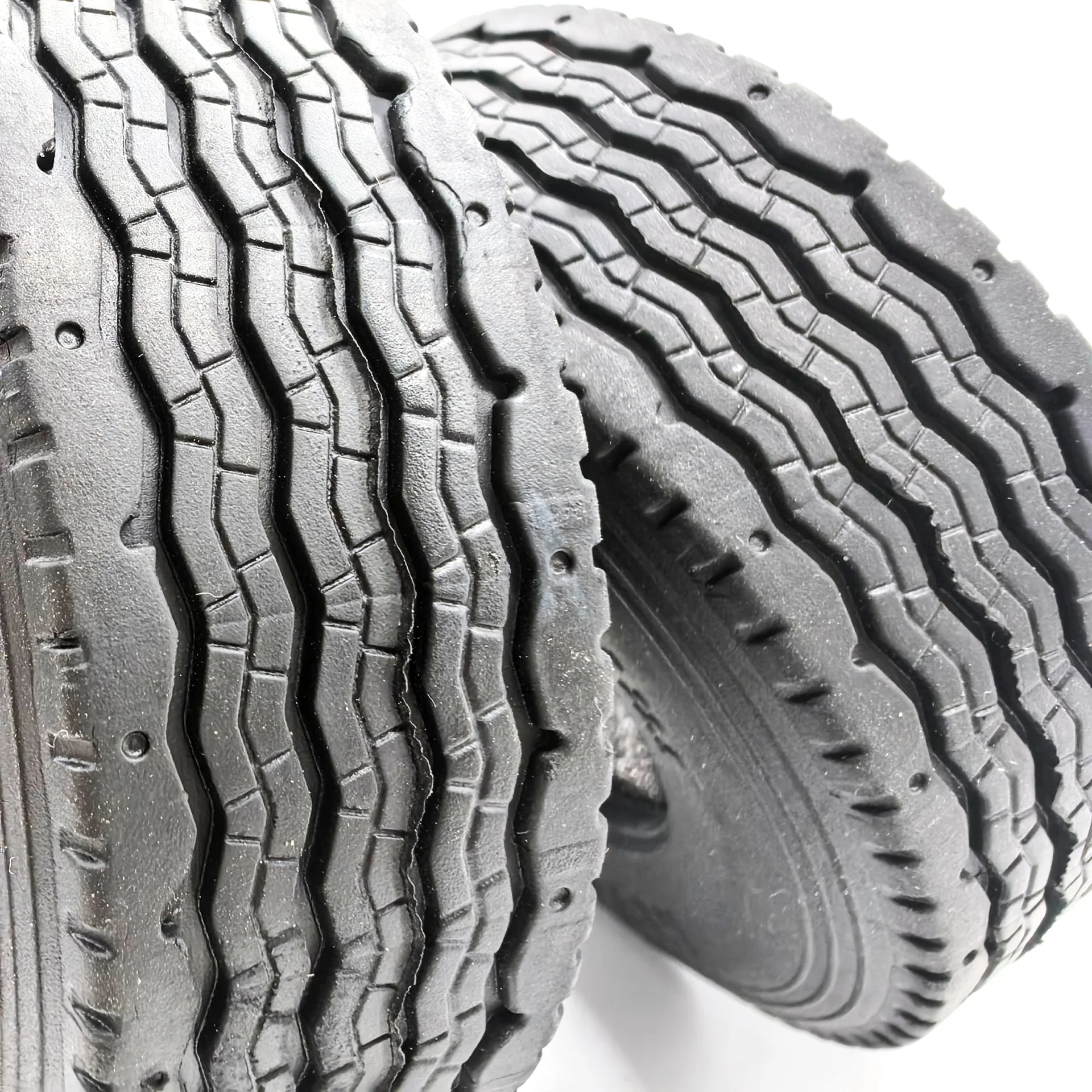 Шины LESU для радиоуправляемых моделей 1/14, 22/27 мм, 1 пара, для Tamiya Dumper, Tractor Truck, Trailer, TGX, AROCS, FH16, запчасти для DIY
Шины LESU для радиоуправляемых моделей 1/14, 22/27 мм, 1 пара, для Tamiya Dumper, Tractor Truck, Trailer, TGX, AROCS, FH16, запчасти для DIY