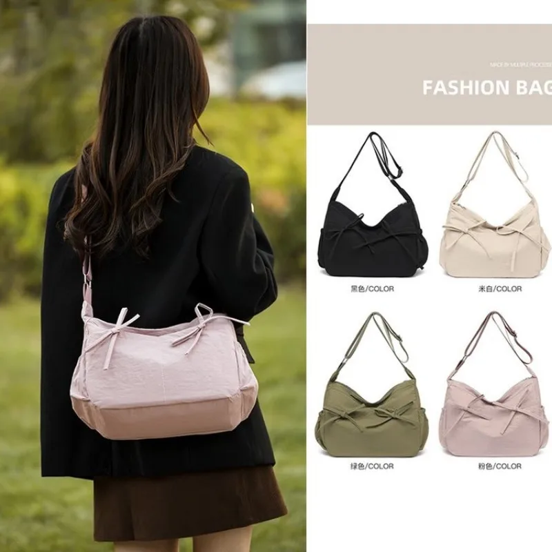 Simple Glamorous Diaper Bag Crossbody Baby Care Staycation Mom Exquisite Portable Trendy Simple Versatile Parent-Friendly
Simple Glamorous Diaper Bag Crossbody Baby Care Staycation Mom Exquisite Portable Trendy Simple Versatile Parent-Friendly