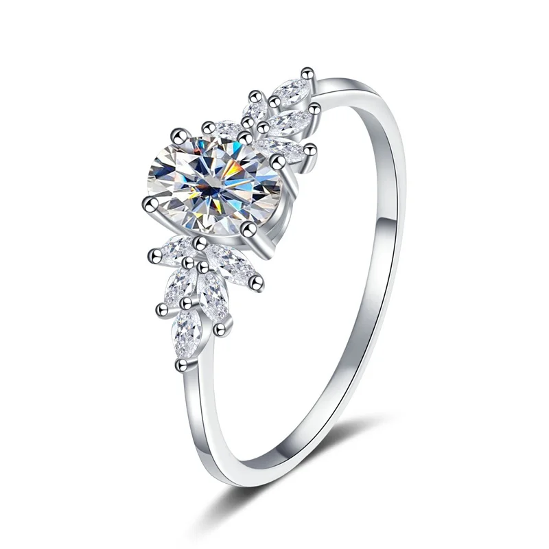ZFSILVER 925 Silver Fashion Luxury Trend 5X7MM Moissanite Design Oval Leaf Ring For Charm Women Wedding Party Jewelry Gift R-583
ZFSILVER 925 Silver Fashion Luxury Trend 5X7MM Moissanite Design Oval Leaf Ring For Charm Women Wedding Party Jewelry Gift R-583