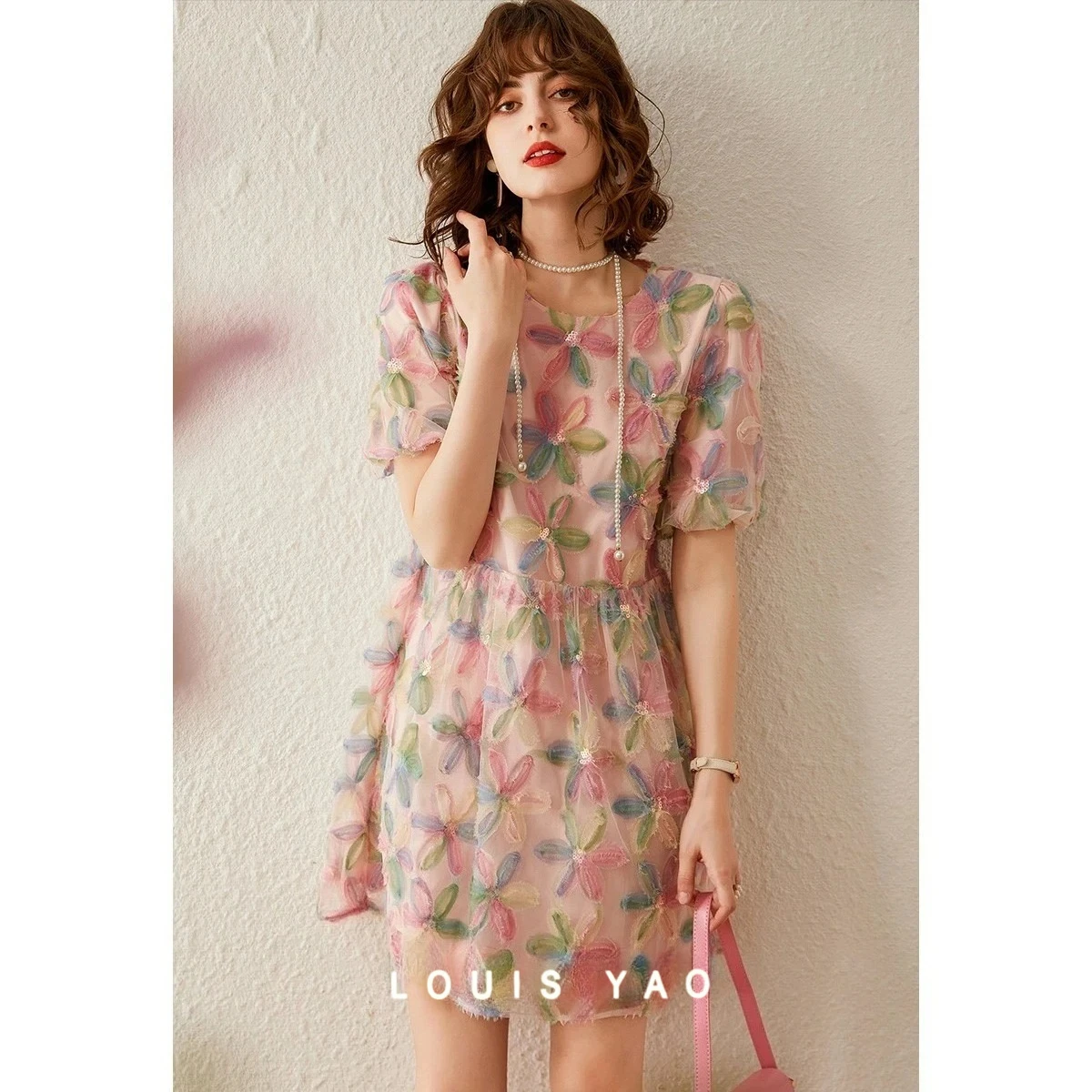 Appliques Women Dress 2025 Summer New Contrasting Colours Bubble Sleeves Long Dress Bow Tie Shirt Dresses Women's Clothing
Appliques Women Dress 2025 Summer New Contrasting Colours Bubble Sleeves Long Dress Bow Tie Shirt Dresses Women's Clothing