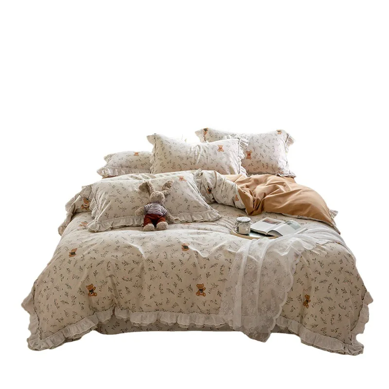 Korean Version Autumn and Winter Thickened Frosted Lace Bedding Set of Four Pieces Made of Pure Cotton
Korean Version Autumn and Winter Thickened Frosted Lace Bedding Set of Four Pieces Made of Pure Cotton