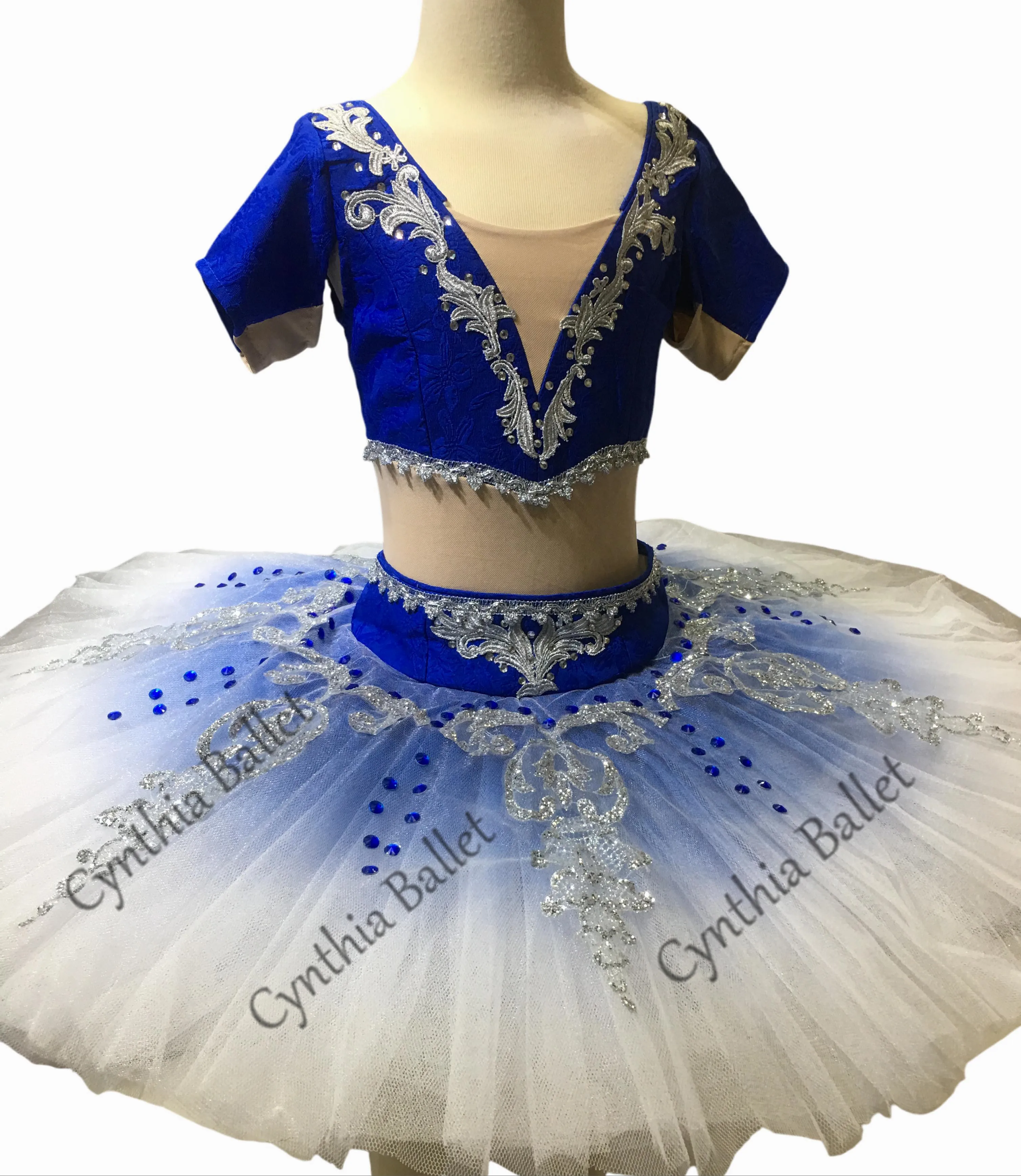 Blue Separated Crop Top La Bayadere Ballet Dress With Bodice Hooks Professional Tutu Ballet Spanish Dance Costume for girls
Blue Separated Crop Top La Bayadere Ballet Dress With Bodice Hooks Professional Tutu Ballet Spanish Dance Costume for girls