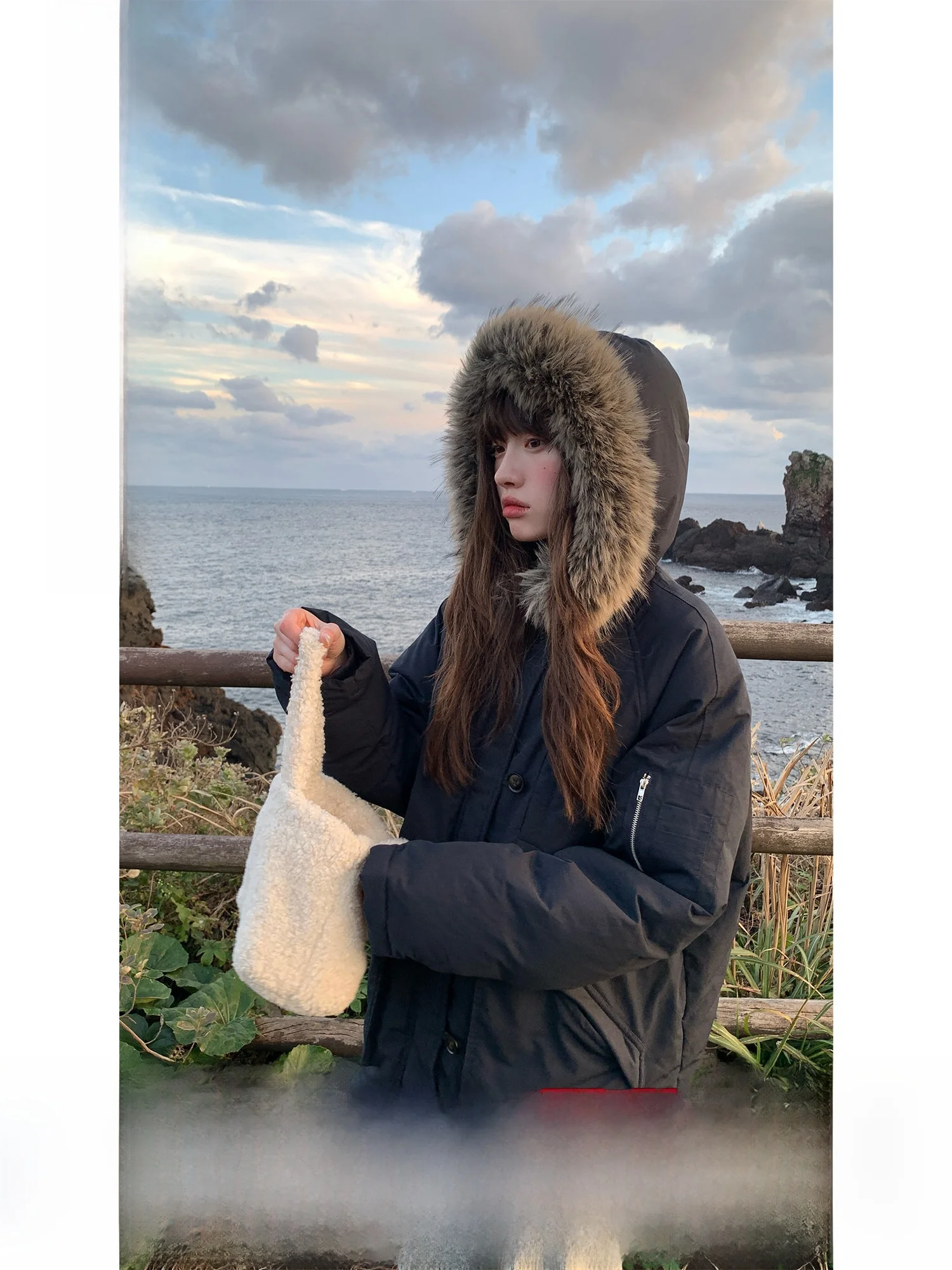 Raining Korean Sle Warm Hooded Workwear down Jaet Women's Long Coat Windproof Fur Collar 90 White Du down Outerwear
Raining Korean Sle Warm Hooded Workwear down Jaet Women's Long Coat Windproof Fur Collar 90 White Du down Outerwear