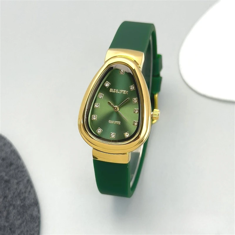 Fashion Design Snake Quartz Watch Retro Women Watch Exquisite Silicone Strap Elegant Ladies Clock Reloj De Mujer Dropshipping
Fashion Design Snake Quartz Watch Retro Women Watch Exquisite Silicone Strap Elegant Ladies Clock Reloj De Mujer Dropshipping