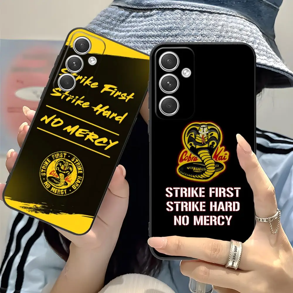 Movie Cobra Mobile Phone Case for Samsung Galaxy S25 S24 S23 S22 S21 S20 Note20 Plus FE Ultra Colour Printing Cover Smartphone
Movie Cobra Mobile Phone Case for Samsung Galaxy S25 S24 S23 S22 S21 S20 Note20 Plus FE Ultra Colour Printing Cover Smartphone