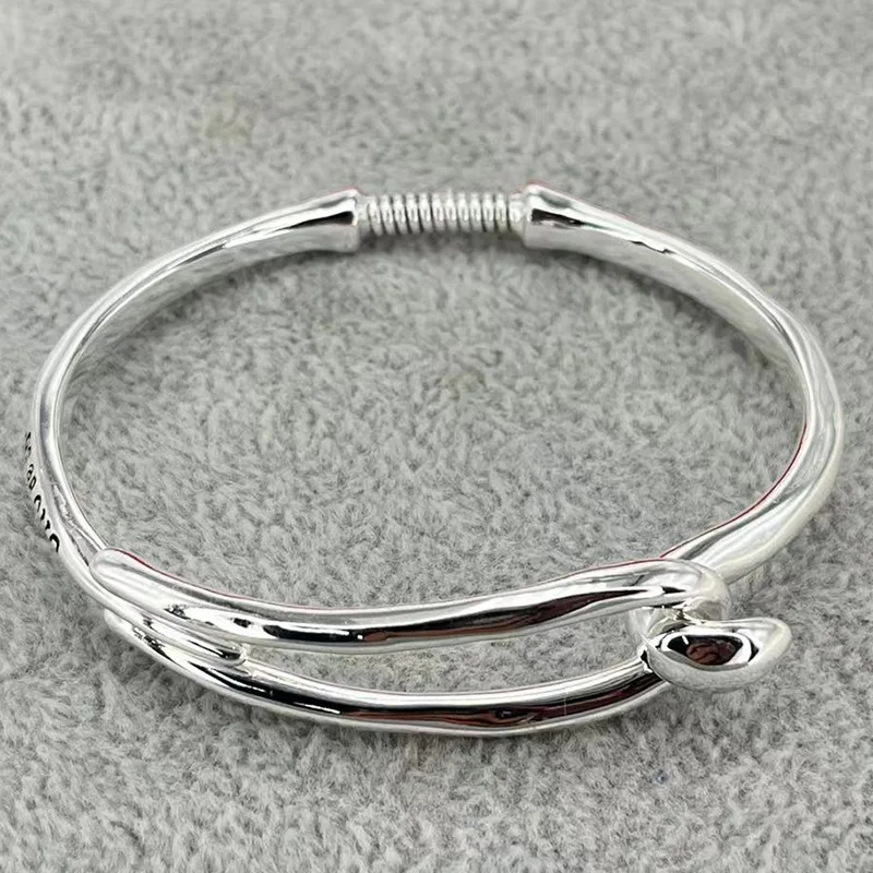 2024 unode50 Spanish fashion multi-purpose high quality bracelet women's holiday jewelry romantic gift
2024 unode50 Spanish fashion multi-purpose high quality bracelet women's holiday jewelry romantic gift