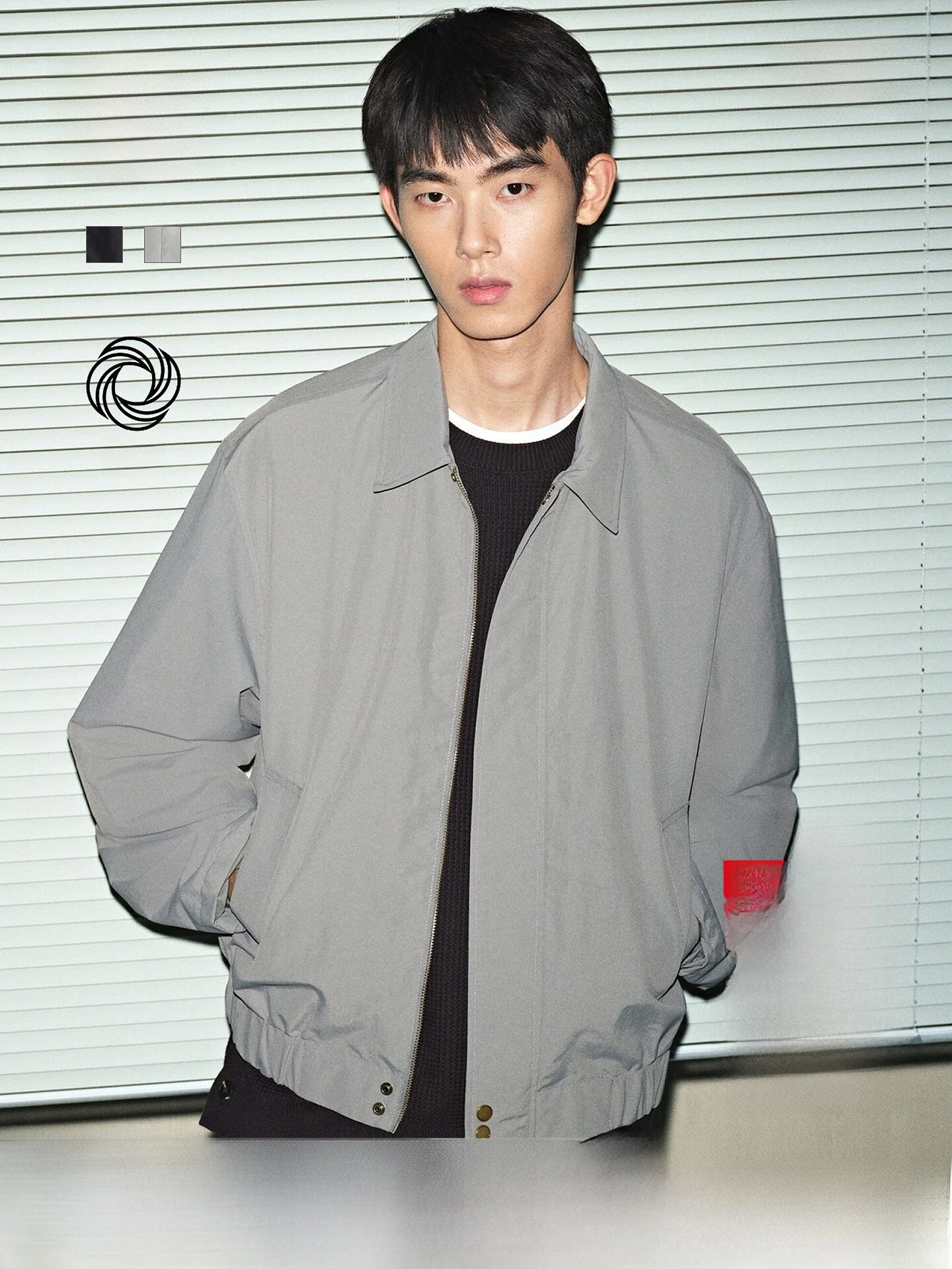 Мужская куртка H&M свободного кроя из нейлона для активного отдыха, на молнии, весна 30073, повседневная, Cleanfit, стандартная длина, без капюшона
Мужская куртка H&M свободного кроя из нейлона для активного отдыха, на молнии, весна 30073, повседневная, Cleanfit, стандартная длина, без капюшона