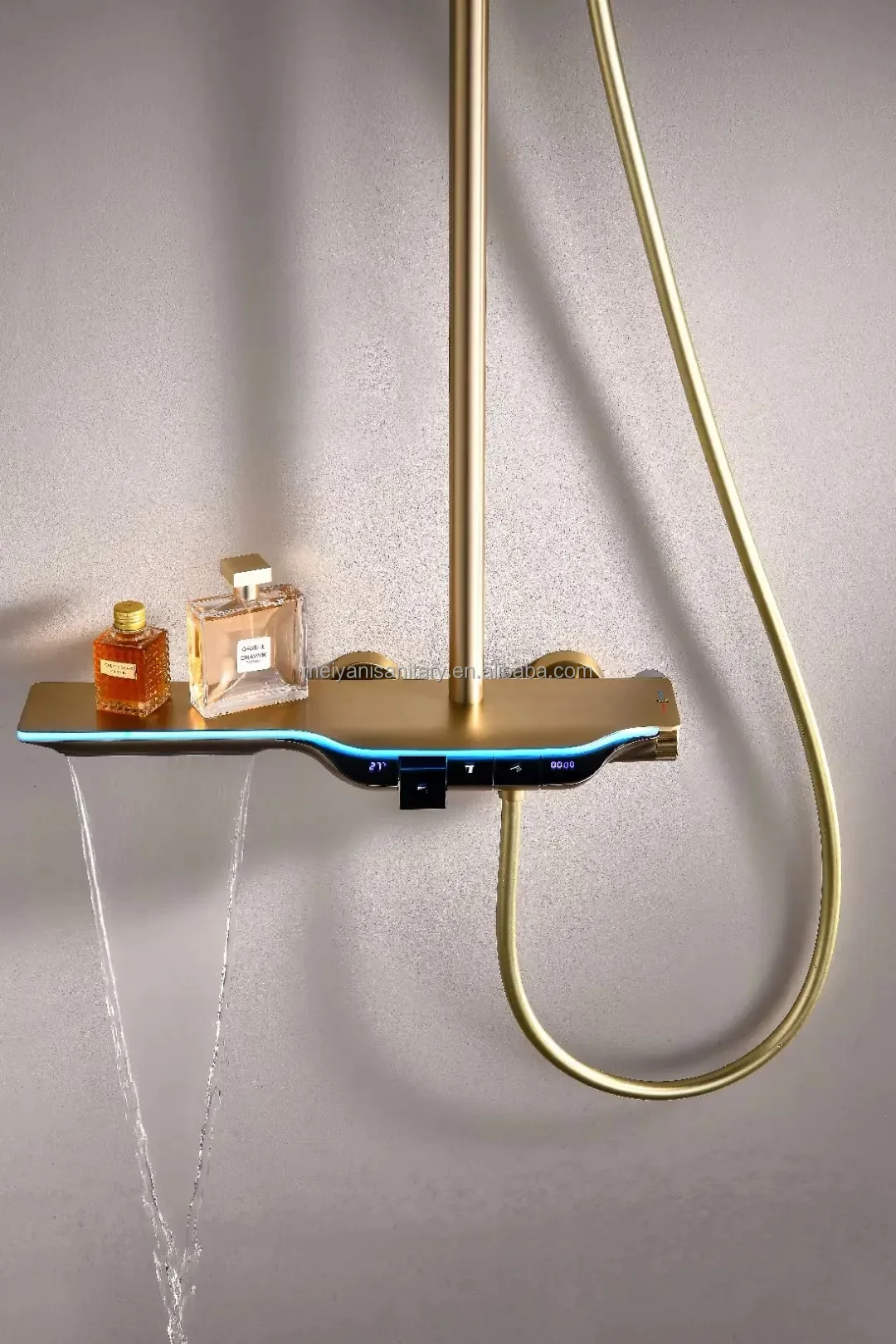 Trend Luxury Gold Bathroom Hot Cold Wall Mount Hung Led Digital Display Waterfall Bathroom Piano Faucets Shower Set
Trend Luxury Gold Bathroom Hot Cold Wall Mount Hung Led Digital Display Waterfall Bathroom Piano Faucets Shower Set