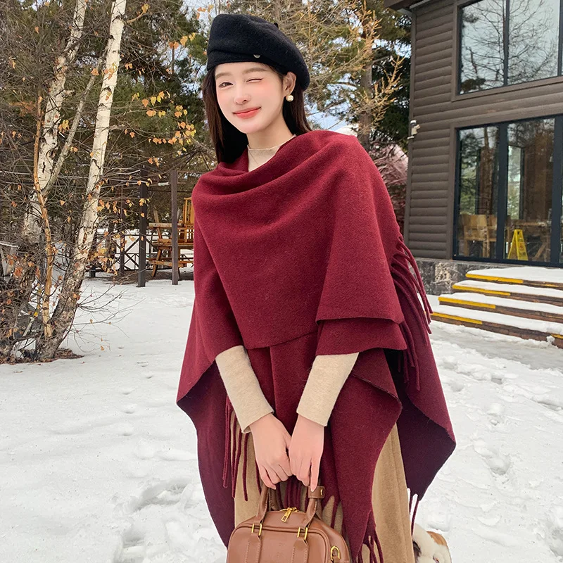 Burgundy high-end warm wool plain wool scarf, extended length, Anke La red shawl, fashionable and versatile with a slit
Burgundy high-end warm wool plain wool scarf, extended length, Anke La red shawl, fashionable and versatile with a slit