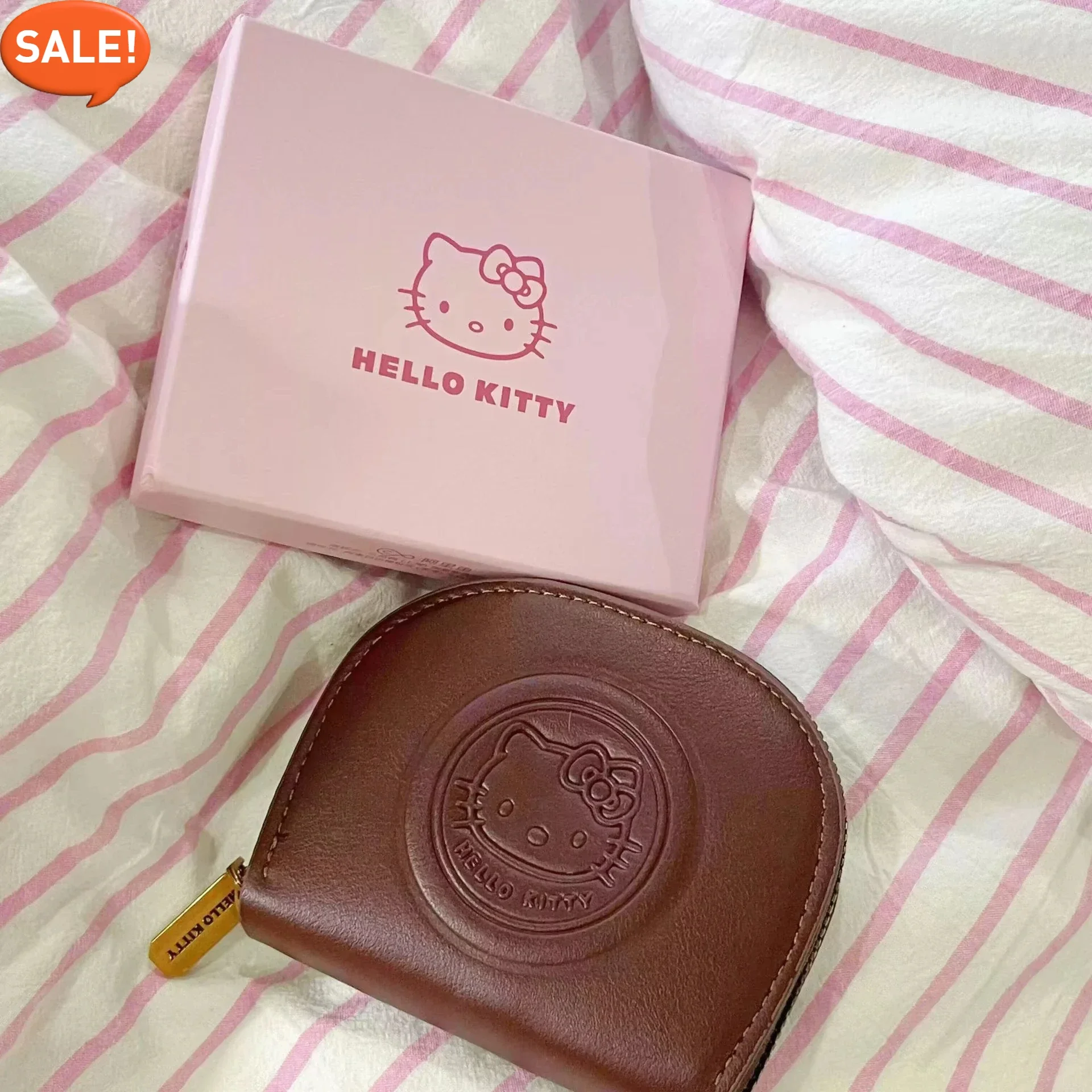 Sanrio Hello Kitty Coin Purse Retro Card Bag With Box Fashion Id Storage Bag Carrying Mini Wallet Women Gift Girl Toy Custom
Sanrio Hello Kitty Coin Purse Retro Card Bag With Box Fashion Id Storage Bag Carrying Mini Wallet Women Gift Girl Toy Custom