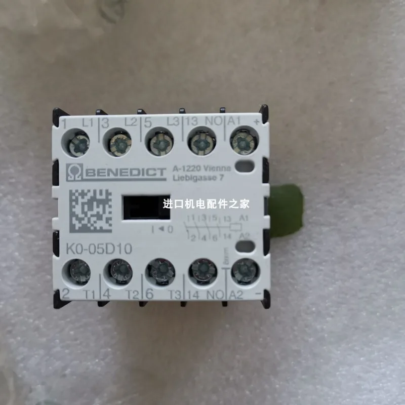The latest K0-05D00-22 contactor, K0-05D01 K0W05D10MS benedict original
The latest K0-05D00-22 contactor, K0-05D01 K0W05D10MS benedict original