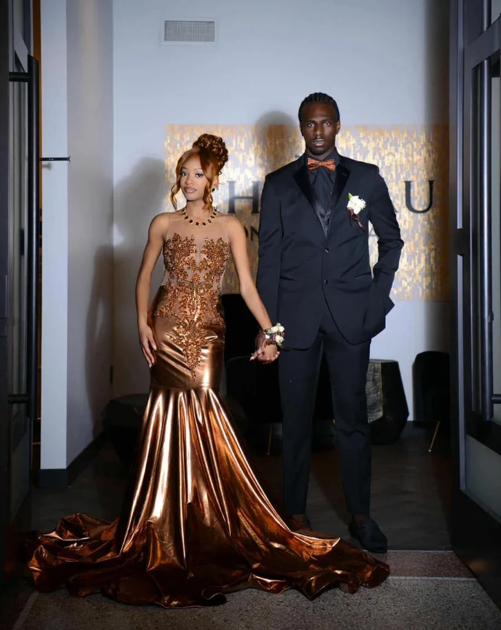 Shiny Brown Long Trumpet Evening Formal Dresses Sparkly Crystal Sheer Mesh Black Girl Birthday Gala Party Gown Customsized
Shiny Brown Long Trumpet Evening Formal Dresses Sparkly Crystal Sheer Mesh Black Girl Birthday Gala Party Gown Customsized