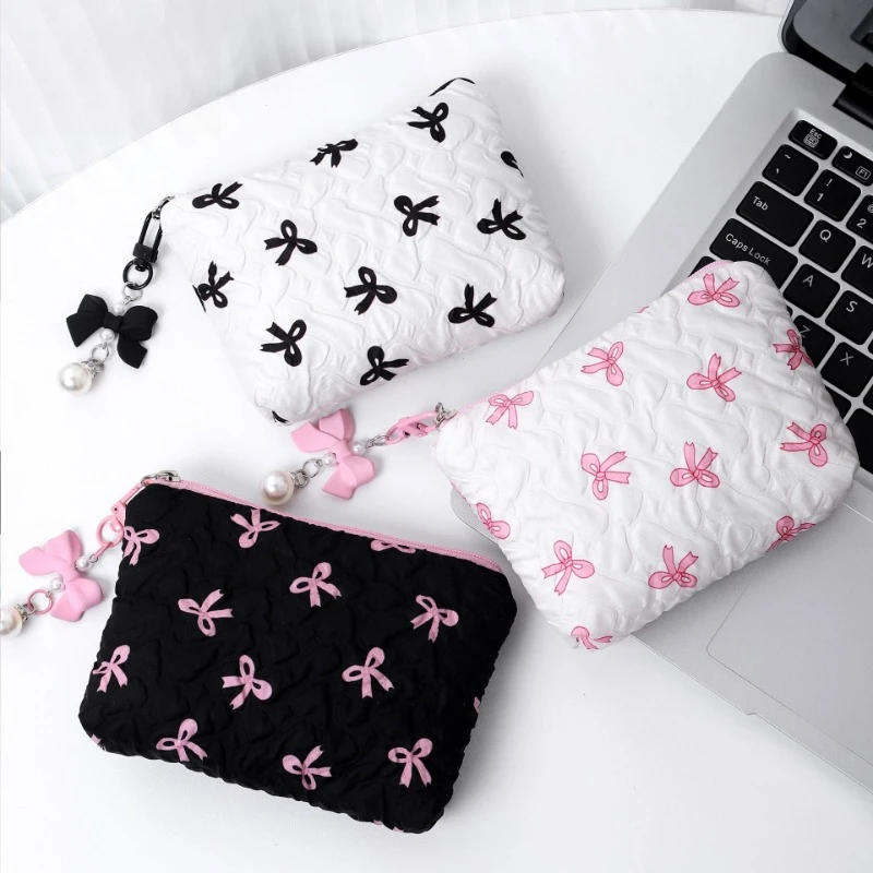 Luxury Floral Cosmetic Bag-3D Embossed Fabric with Cute Zipper & Bow Closure Travel Organizer for Girls/Women Gym/Work/School
Luxury Floral Cosmetic Bag-3D Embossed Fabric with Cute Zipper & Bow Closure Travel Organizer for Girls/Women Gym/Work/School