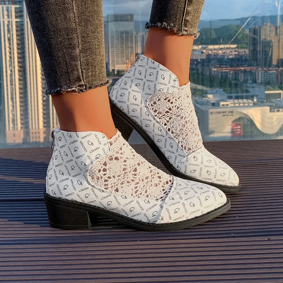 Women Boots New Spring and Autumn Hollow High Heels Boots Sandals Pointed Toe Women Shoes Breathable Comfortable Shoes for Women
Women Boots New Spring and Autumn Hollow High Heels Boots Sandals Pointed Toe Women Shoes Breathable Comfortable Shoes for Women