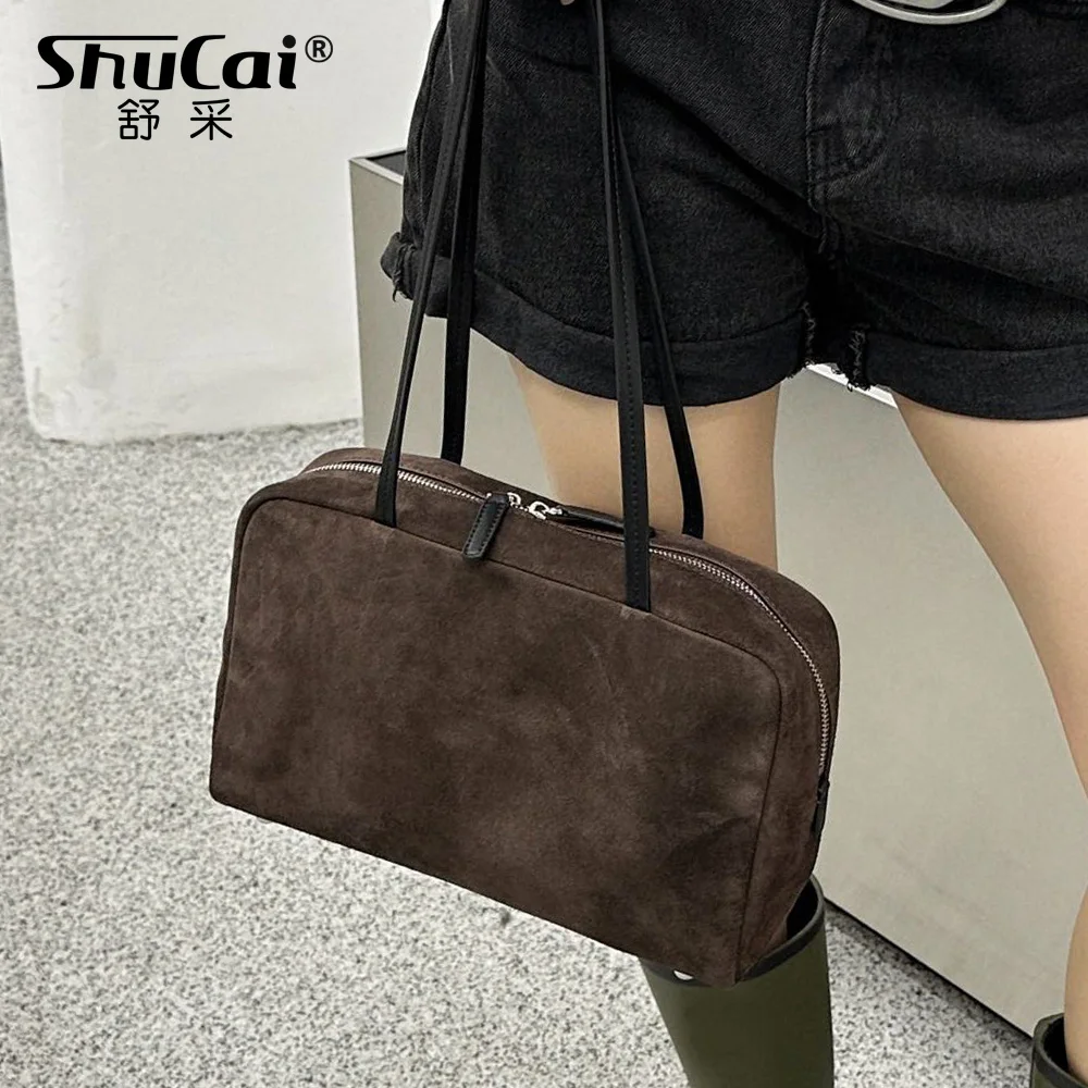 Женская сумка на плечо из натуральной кожи, роскошная дизайнерская женская большая замшевая сумка для боулинга, женская сумка высокого качества под мышками, новинка
Женская сумка на плечо из натуральной кожи, роскошная дизайнерская женская большая замшевая сумка для боулинга, женская сумка высокого качества под мышками, новинка