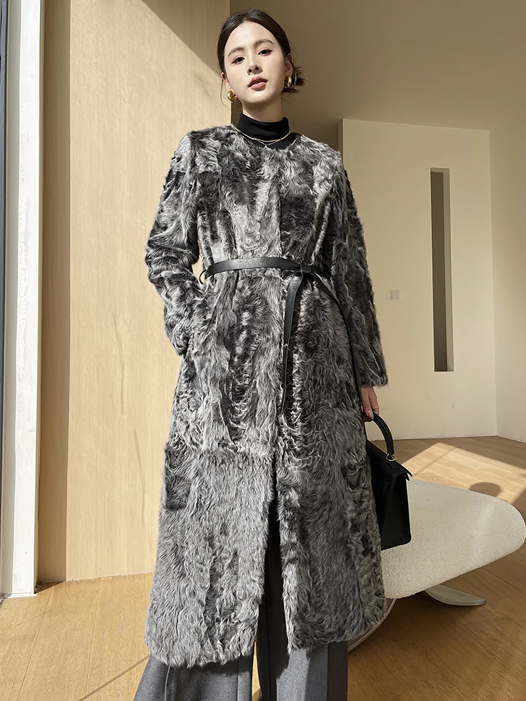 High-end Luxury Natural Lamb Fur Long Winter Jackets for Women 2026 New Simple O-neck Genuine Leather Real Fur Coat with Belt
High-end Luxury Natural Lamb Fur Long Winter Jackets for Women 2026 New Simple O-neck Genuine Leather Real Fur Coat with Belt