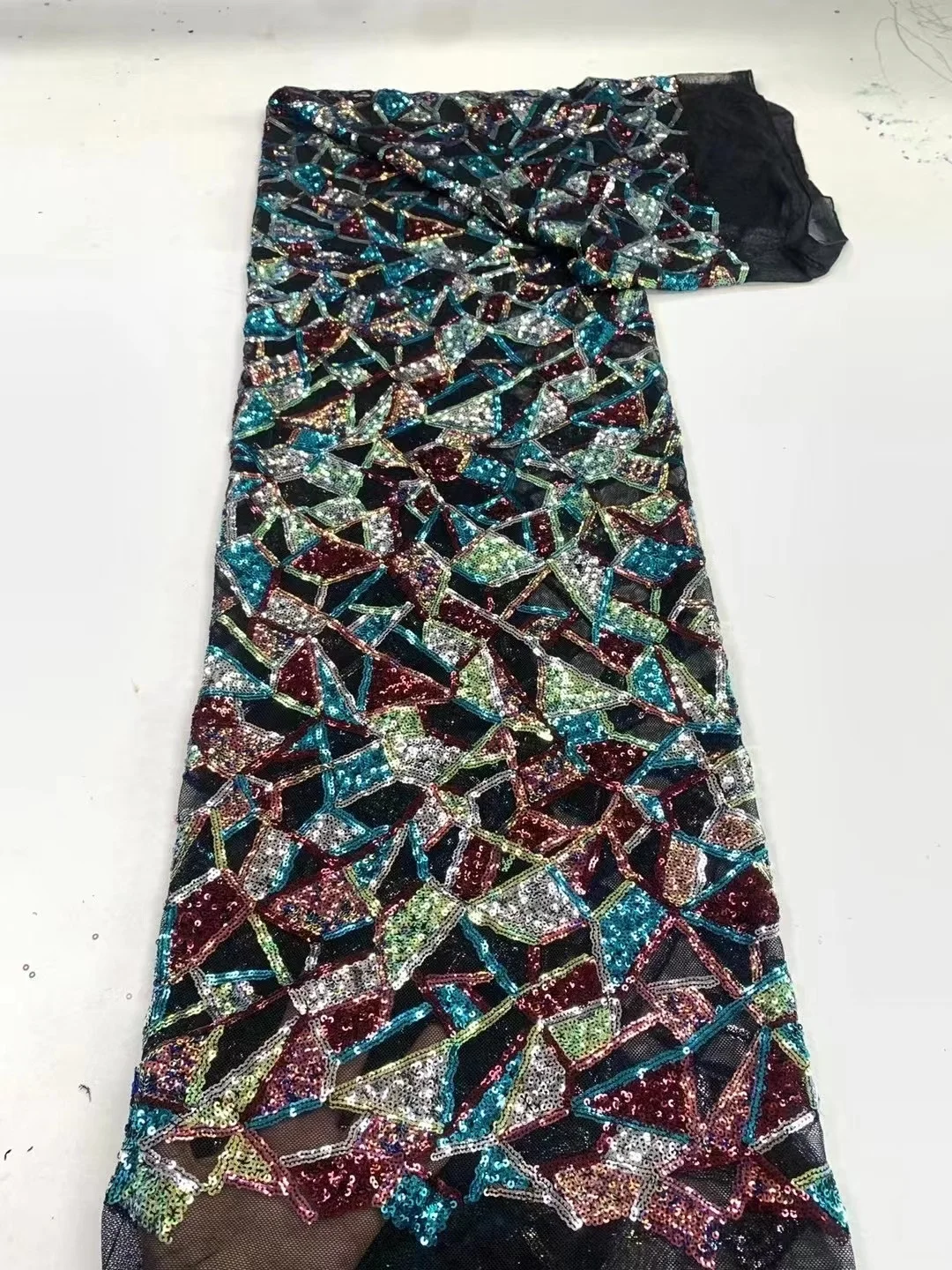 African Luxury Sequins Lace Fabric 2024 High Quality French Embroidery Tulle Lace Fabric Material For Nigerian Wedding Dress
African Luxury Sequins Lace Fabric 2024 High Quality French Embroidery Tulle Lace Fabric Material For Nigerian Wedding Dress