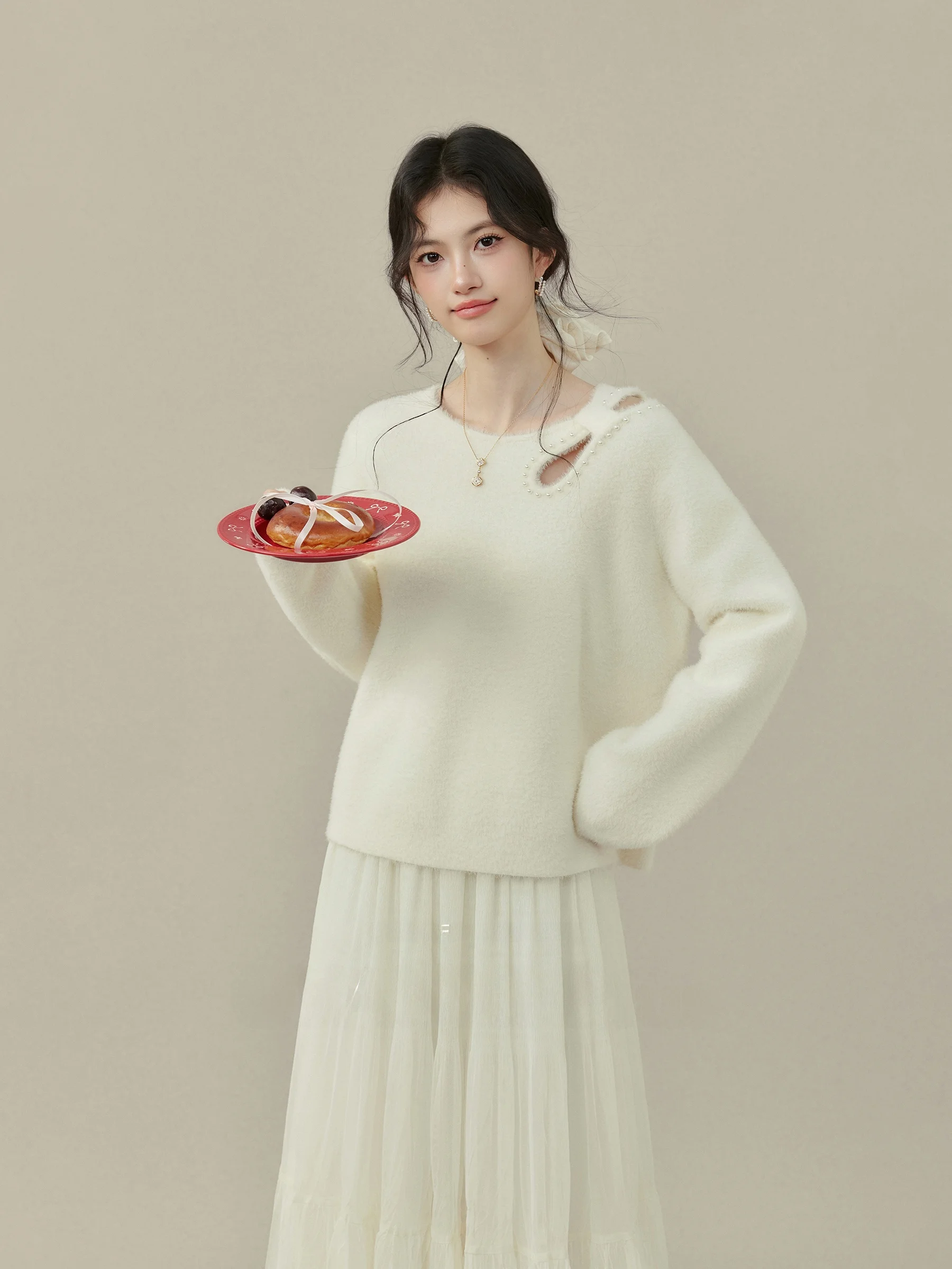 Elegant Hollow out Knitted Sweater for plus Size Women Inner Wear Faux Fur Top Micro Fat Fashion Winter Long Sleeve Crew Neck
Elegant Hollow out Knitted Sweater for plus Size Women Inner Wear Faux Fur Top Micro Fat Fashion Winter Long Sleeve Crew Neck