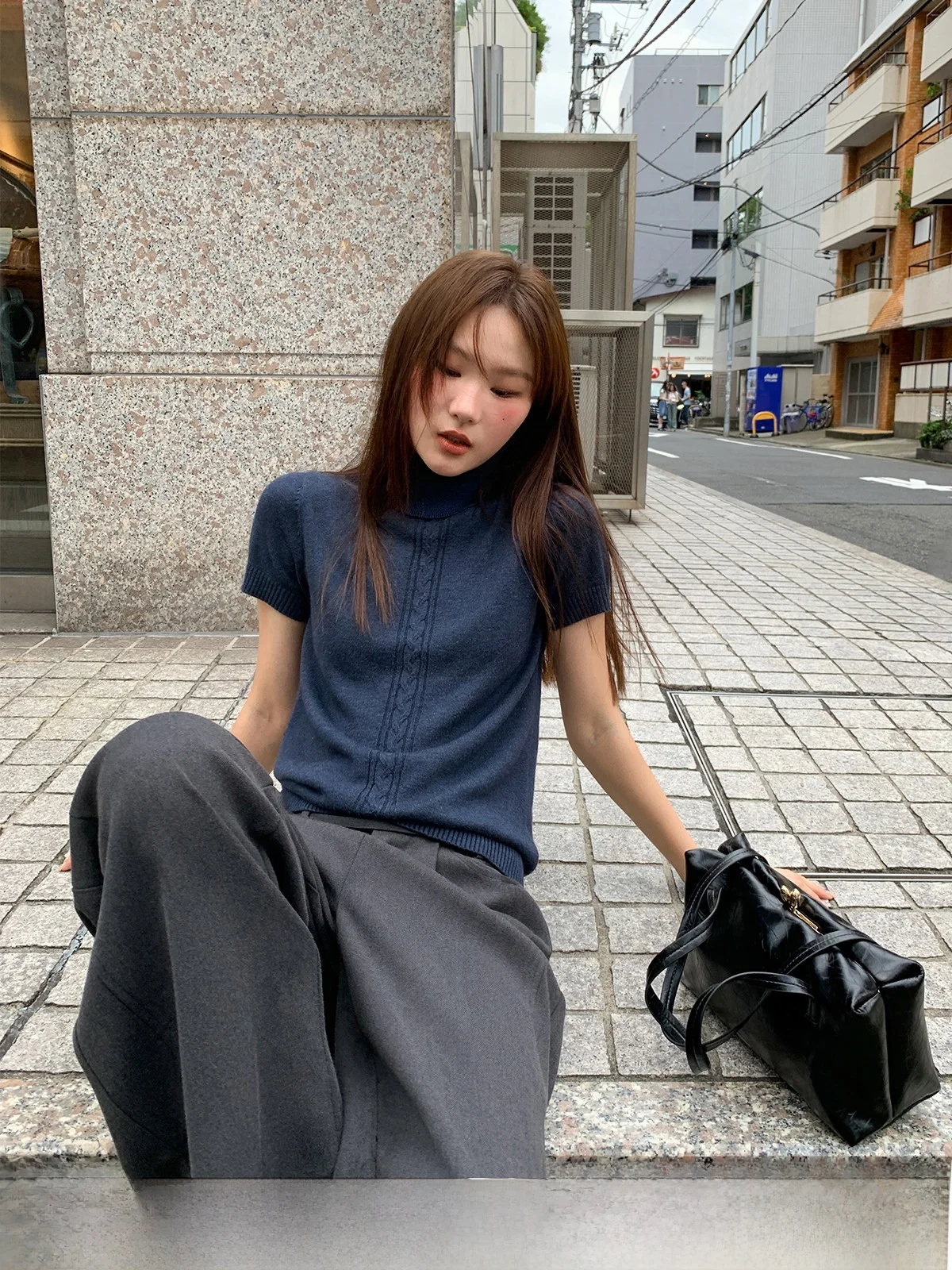 Hello Women's Slim Fit High Collar Short Sleeve Knitted Sweater Fashionable Autumn New Arrival Elegant Small Audience
Hello Women's Slim Fit High Collar Short Sleeve Knitted Sweater Fashionable Autumn New Arrival Elegant Small Audience