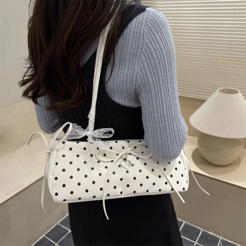 PU Polka Dot Shoulder Bag with Lace Ribbon Anti-splash Water French Stick Handbag Korean Style Large Capacity
PU Polka Dot Shoulder Bag with Lace Ribbon Anti-splash Water French Stick Handbag Korean Style Large Capacity