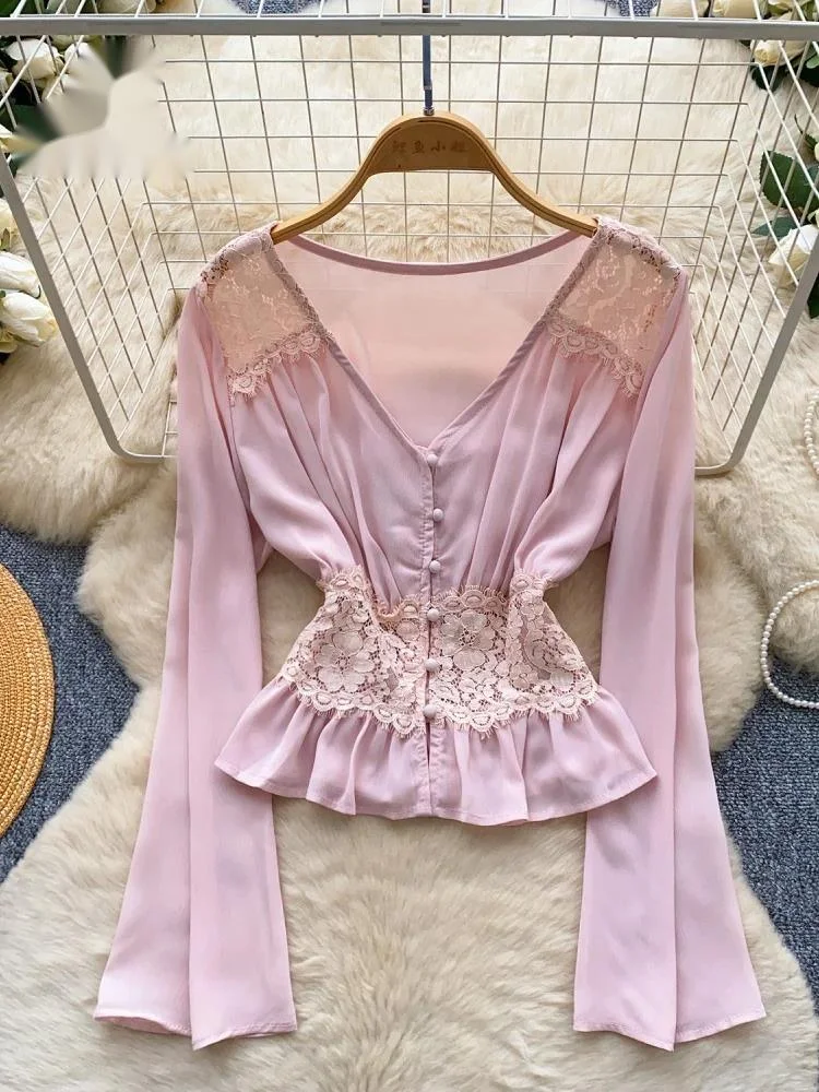 High Quality Hollow Out Lace Shirt Women Long Sleeves Chiffon Spliced Hotsweet Top French Sheer Solid Beachwear Blouse
High Quality Hollow Out Lace Shirt Women Long Sleeves Chiffon Spliced Hotsweet Top French Sheer Solid Beachwear Blouse